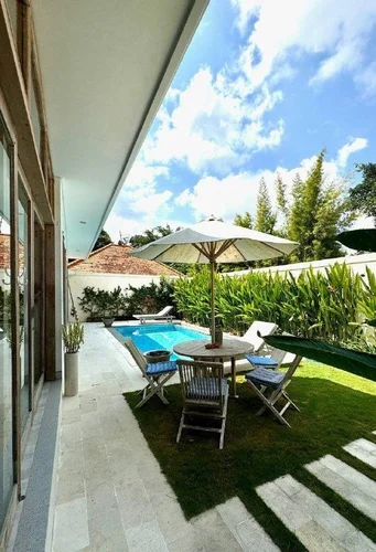 Villa in Kerobokan, Bali, Indonesia — 2 bedrooms — photo 6