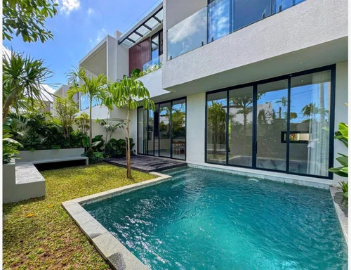 Villa in Canggu, Bali, Indonesia — 2 bedrooms — photo 1
