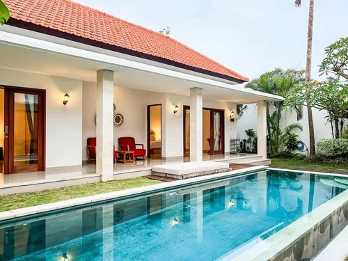 Villa in Canggu, Bali, Indonesia — 3 bedrooms — photo 3