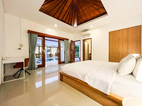 Villa in Canggu, Bali, Indonesia — 3 bedrooms — photo 5