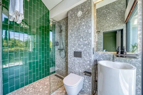 Villa in Uluwatu, Bali, Indonesia — 2 bedrooms — photo 7