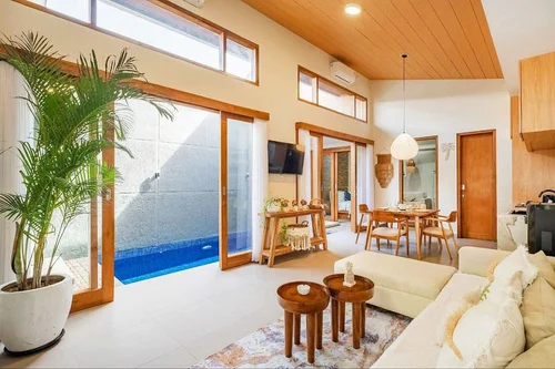Villa in Canggu, Bali, Indonesia — 2 bedrooms — photo 1