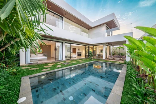Villa in Ubud, Bali, Indonesia — 3 bedrooms — photo 8