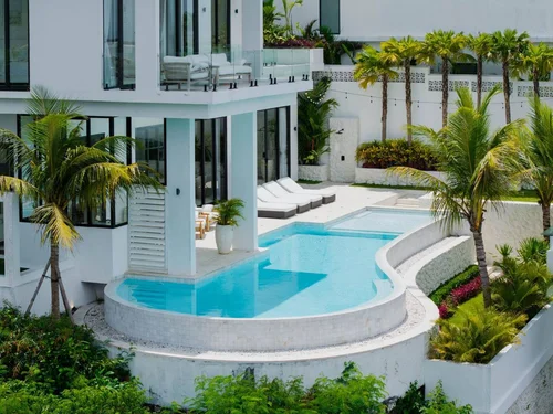 Villa in Uluwatu, Bali, Indonesia — 4 bedrooms — photo 2