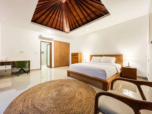 Villa in Canggu, Bali, Indonesia — 3 bedrooms — photo 6