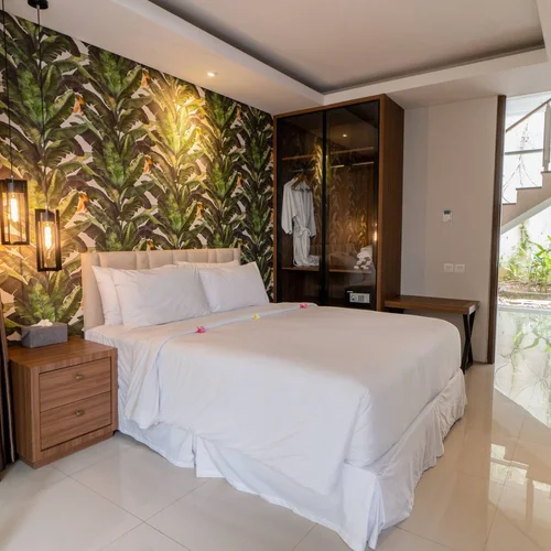 Villa in Nusa Dua, Bali, Indonesia — 3 bedrooms — photo 9