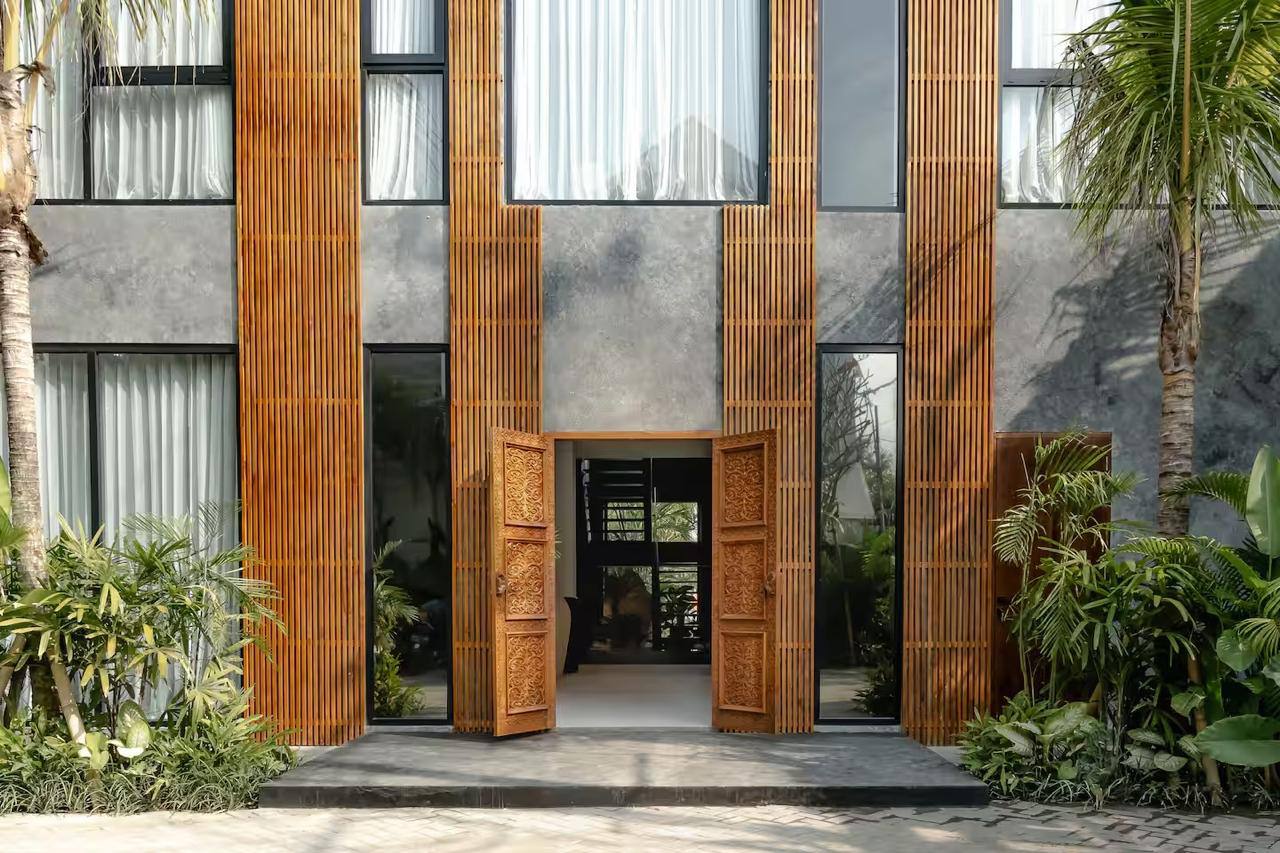 Villa in Canggu, Bali, Indonesia — 5 bedrooms — photo 1