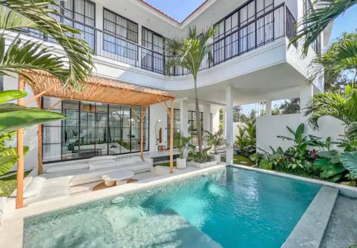 Room in Canggu, Bali, Indonesia — 1 bedroom — photo 1