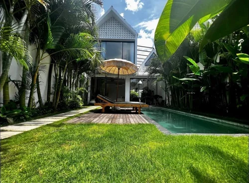 Villa in Canggu, Bali, Indonesia — 3 bedrooms — photo 1