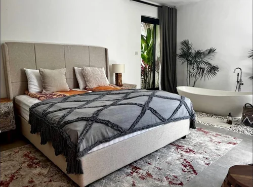 Villa in Canggu, Bali, Indonesia — 3 bedrooms — photo 2