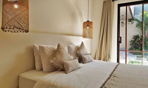 Villa in Umalas, Bali, Indonesia — 3 bedrooms — photo 8