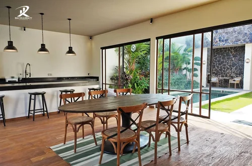 Villa in Umalas, Bali, Indonesia — 3 bedrooms — photo 3