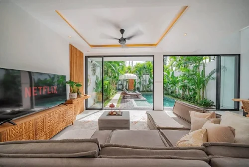 Villa in Canggu, Bali, Indonesia — 3 bedrooms — photo 2