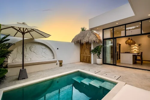 Villa in Uluwatu, Bali, Indonesia — 1 bedroom — photo 2