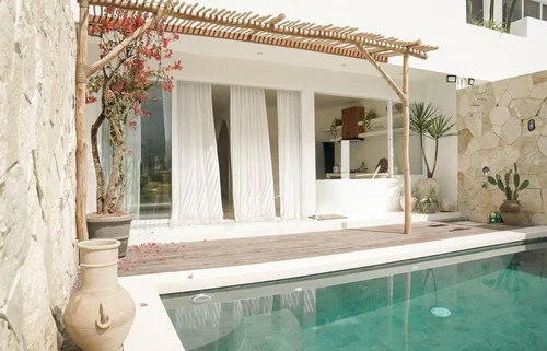 Villa in Canggu, Bali, Indonesia — 2 bedrooms — photo 1