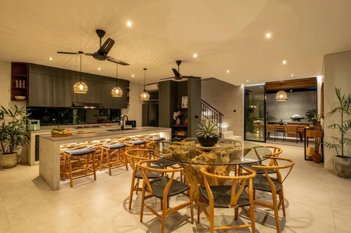 Villa in Umalas, Bali, Indonesia — 4 bedrooms — photo 8