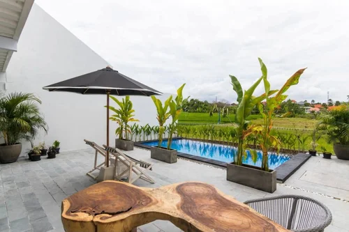 Villa in Canggu, Bali, Indonesia — 3 bedrooms — photo 5