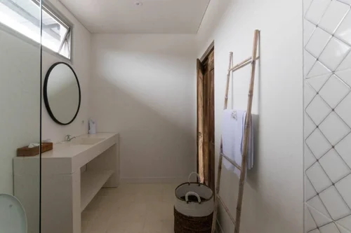 Villa in Canggu, Bali, Indonesia — 3 bedrooms — photo 6