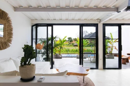 Villa in Canggu, Bali, Indonesia — 3 bedrooms — photo 9