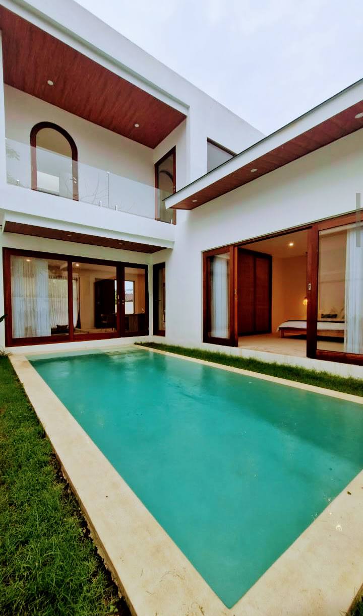 Villa in Uluwatu, Bali, Indonesia — 2 bedrooms — photo 1