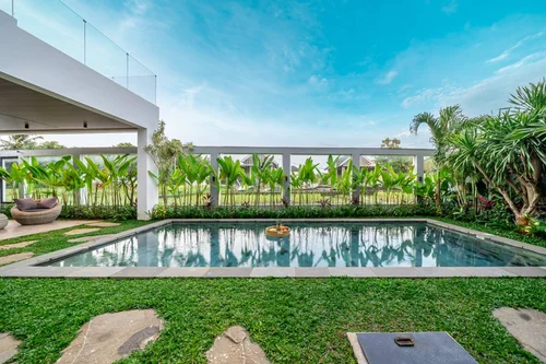 Villa in Ubud, Bali, Indonesia — 3 bedrooms — photo 2