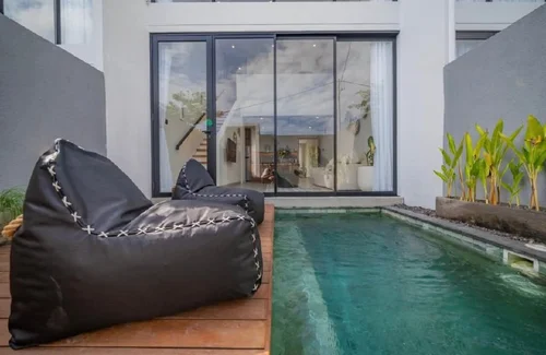 Villa in Canggu, Bali, Indonesia — 2 bedrooms — photo 1