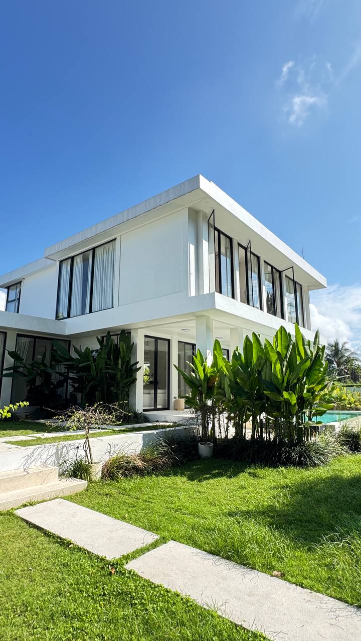 Villa in Ubud, Bali, Indonesia — 3 bedrooms — photo 1