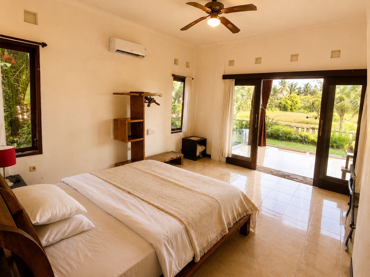 Room in Ubud, Bali, Indonesia — 1 bedroom — photo 1