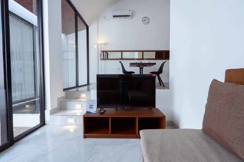 Villa in Seminyak, Bali, Indonesia — 1 bedroom — photo 2