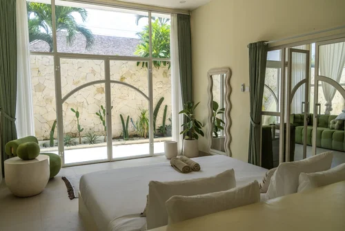 Villa in Seminyak, Bali, Indonesia — 2 bedrooms — photo 4