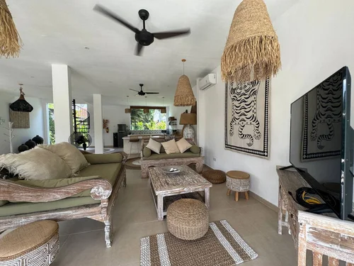Villa in Umalas, Bali, Indonesia — 4 bedrooms — photo 6