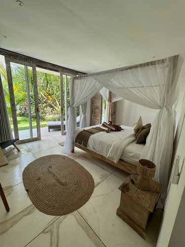 Villa in Umalas, Bali, Indonesia — 4 bedrooms — photo 8