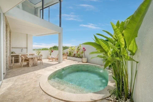 Villa in Kuta, Bali, Indonesia — 3 bedrooms — photo 3