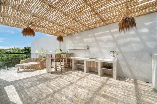 Villa in Kuta, Bali, Indonesia — 3 bedrooms — photo 5