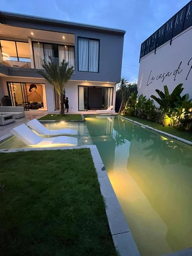 Villa in Kerobokan, Bali, Indonesia — 4 bedrooms — photo 4