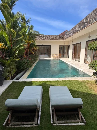 Villa in Umalas, Bali, Indonesia — 3 bedrooms — photo 1
