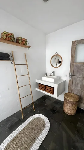 Villa in Canggu, Bali, Indonesia — 2 bedrooms — photo 4