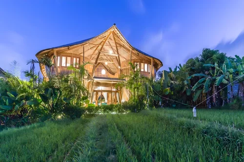 Villa in Seminyak, Bali, Indonesia — 3 bedrooms — photo 1