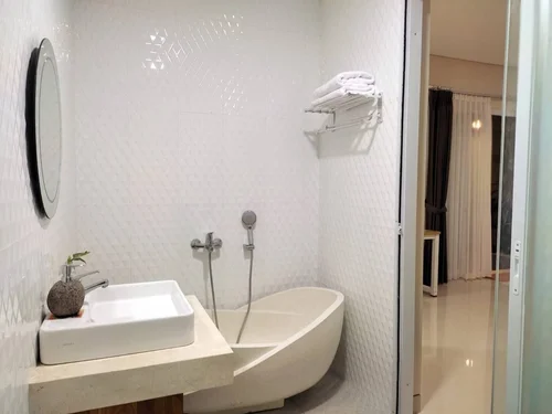 Villa in Ungasan, Bali, Indonesia — 2 bedrooms — photo 3