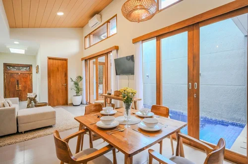 Villa in Canggu, Bali, Indonesia — 2 bedrooms — photo 2