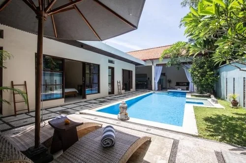 Villa in Canggu, Bali, Indonesia — 2 bedrooms — photo 1