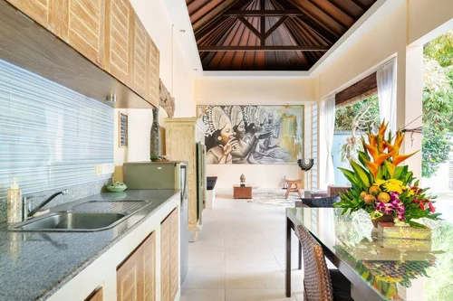 Villa in Canggu, Bali, Indonesia — 2 bedrooms — photo 3
