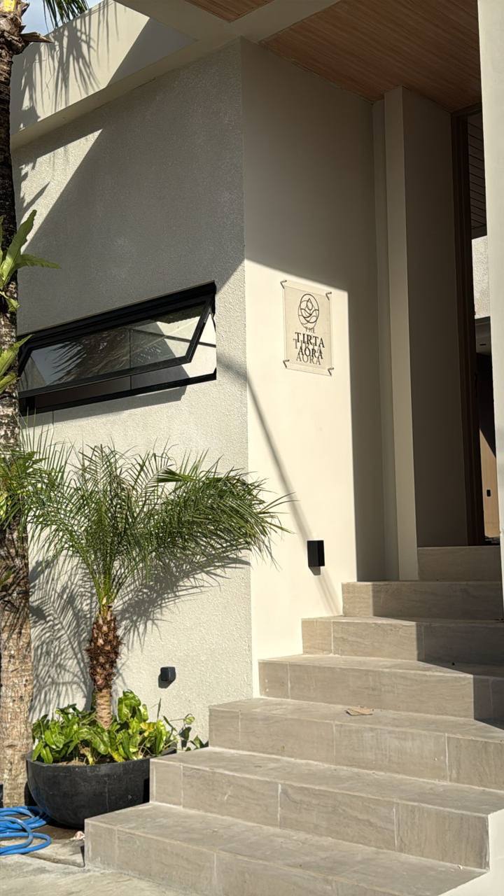 Villa in Canggu, Bali, Indonesia — 3 bedrooms — photo 1