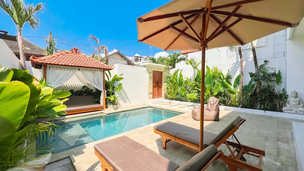 Villa in Canggu, Bali, Indonesia — 3 bedrooms — photo 1