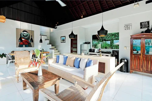 Villa in Uluwatu, Bali, Indonesia — 3 bedrooms — photo 3