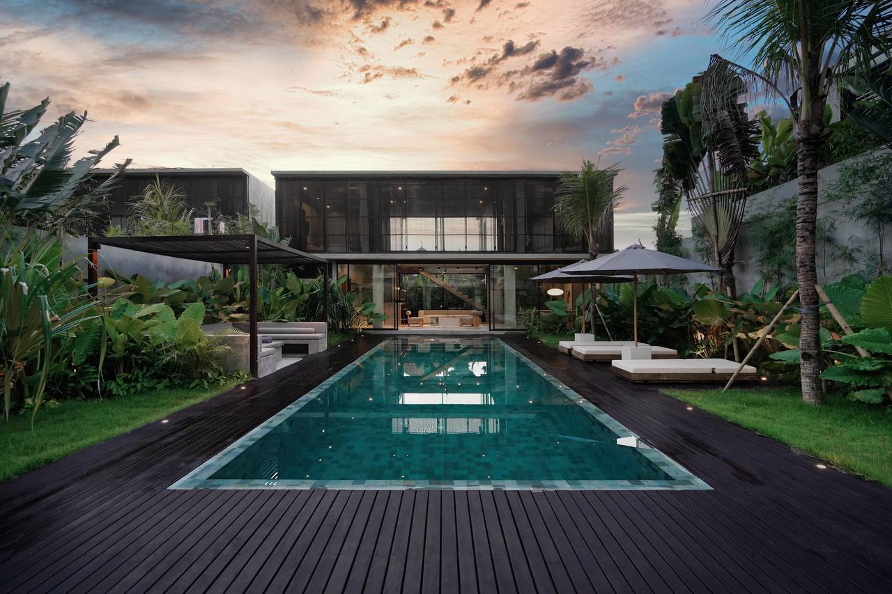 Villa in Canggu, Bali, Indonesia — 3 bedrooms — photo 1