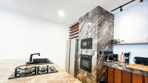Villa in Uluwatu, Bali, Indonesia — 5 bedrooms — photo 2