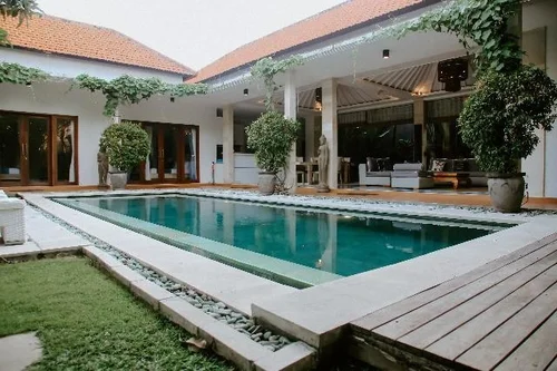 Villa in Seminyak, Bali, Indonesia — 3 bedrooms — photo 1