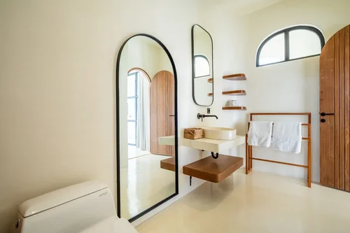 Villa in Canggu, Bali, Indonesia — 3 bedrooms — photo 5