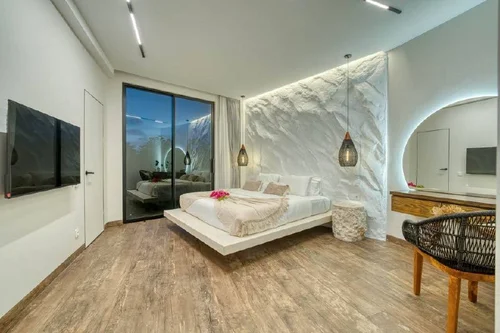 Villa in Uluwatu, Bali, Indonesia — 3 bedrooms — photo 5